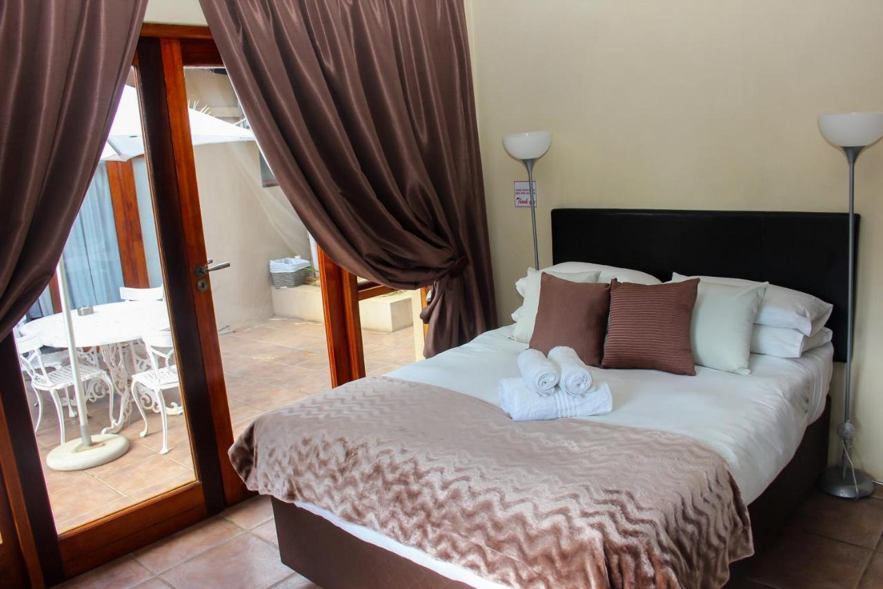 Echo Garden Guesthouse Рюстенбург Экстерьер фото