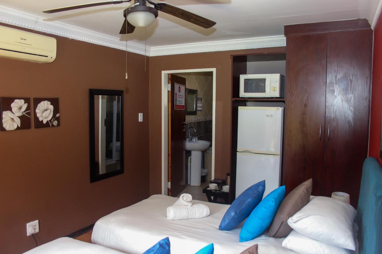 Echo Garden Guesthouse Рюстенбург Экстерьер фото