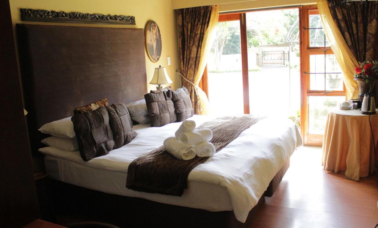 Echo Garden Guesthouse Рюстенбург Экстерьер фото